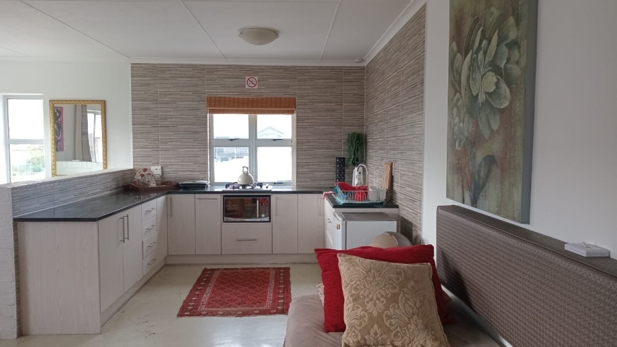4 Bedroom Property for Sale in Bettys Bay Western Cape